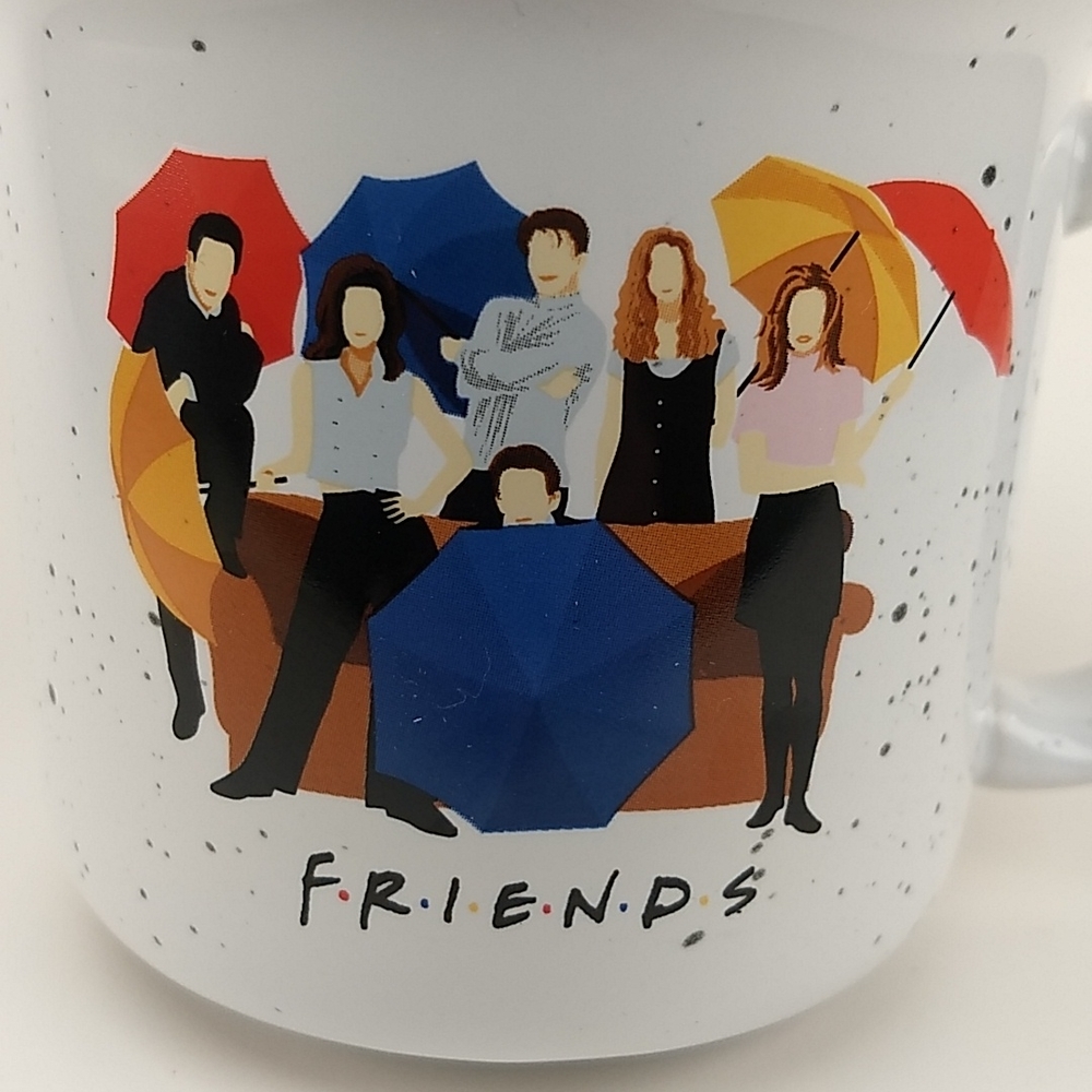 FRIENDS Ceramic 16 oz Logo Mug NWOT - Picture 4 of 13